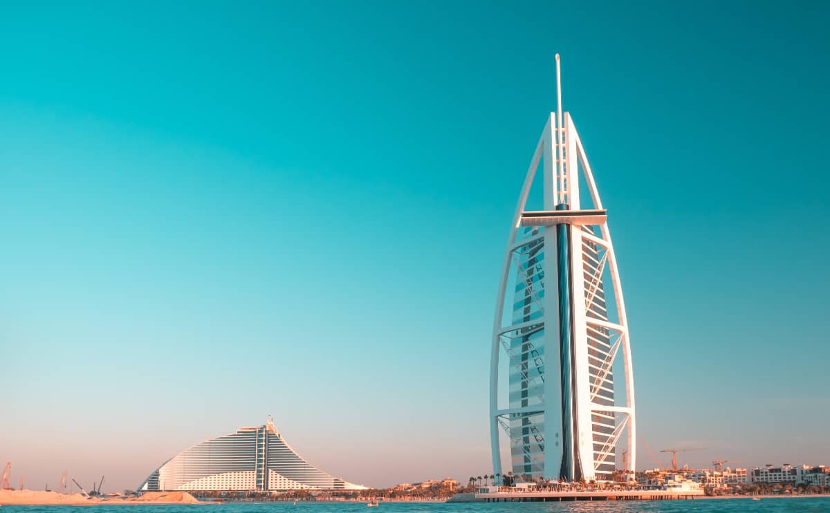 heythereglenhere crypto dubai 2