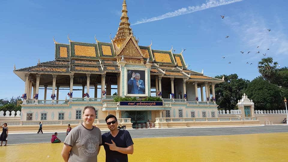 What did I do when I first relocated to Phnom Penh? Meet old friends and meet new ones, of course. And, yes, check out Phnom Penh cost of living as well.