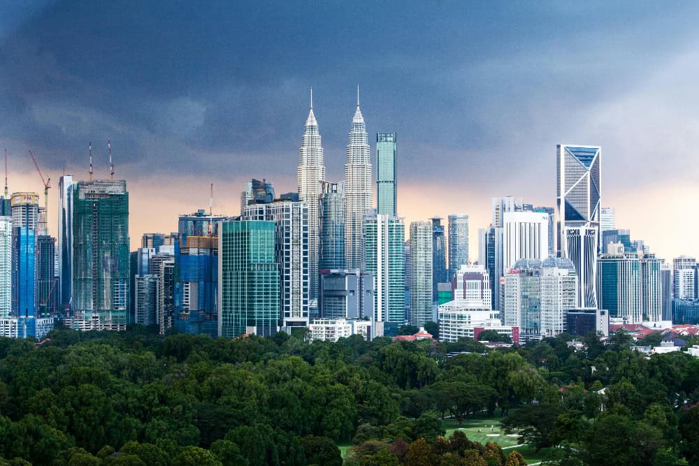 Want to move to Malaysia as an investor? The MM2H is the best option for you.